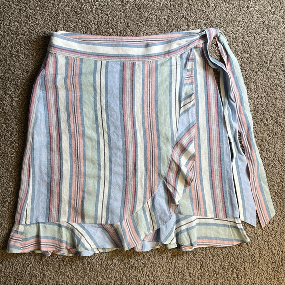 LOFT Dresses & Skirts - Loft womens 6 striped wrap skirt linen‎ preppy feminine mini casual cottage core
